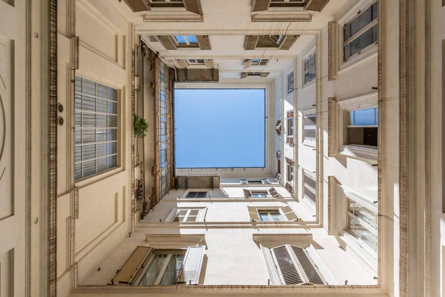 Apartment Xx Sett Flat By Barberini Trevi Fountain Rom